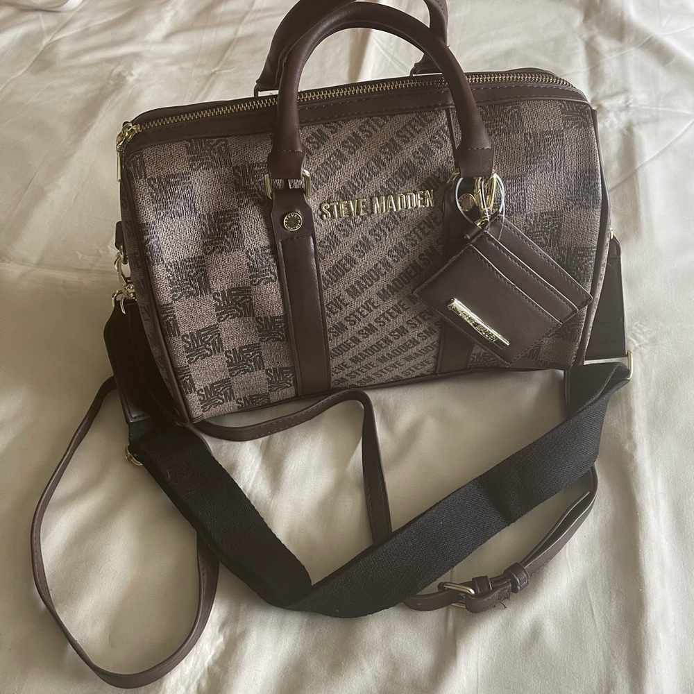 Steve Madden Barrel Bag